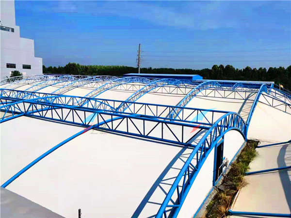 污水池反吊膜裁剪时的细节处理